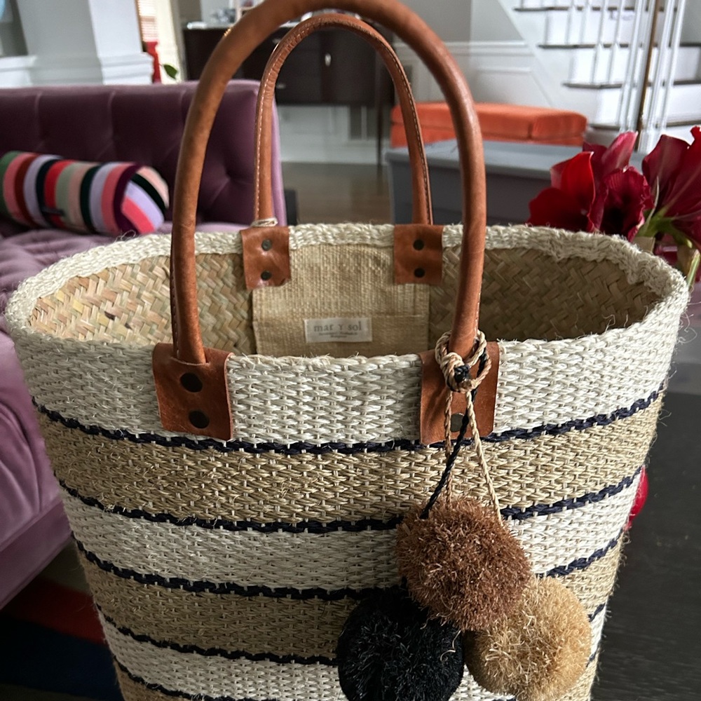 Mar y sol straw bag new with tags